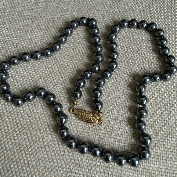 Hematite Necklace - Picture 2 of 4